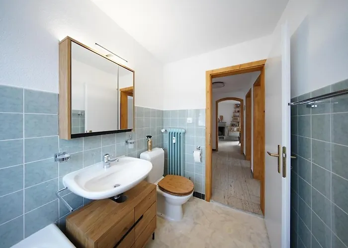 3-room With Mountain Views *